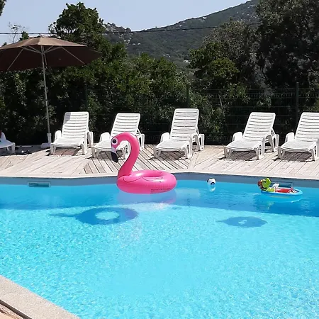 Sole Di Dume מלון *