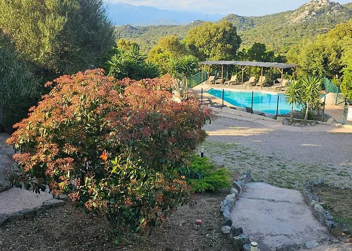 Sole Di Dume Otel